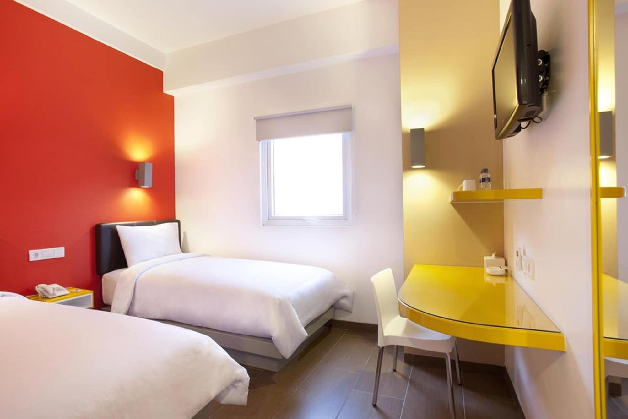 Amaris Hotel Cihampelas Бандунг Номер фото